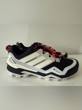 ADIDAS TERREX SKYCHASER GORE-TEX HIKING SHOES Size 9